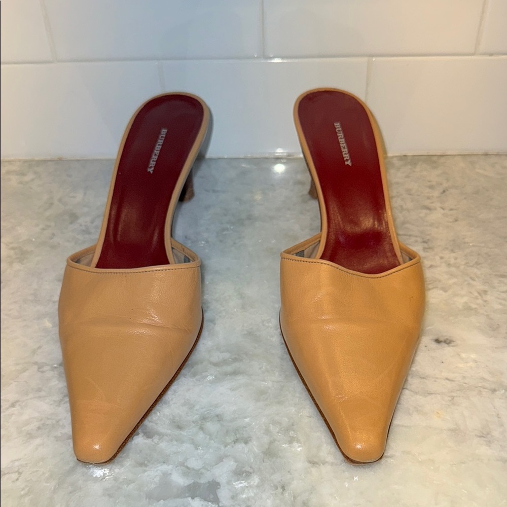 Burberry Beige Leather Mules with Red Insole